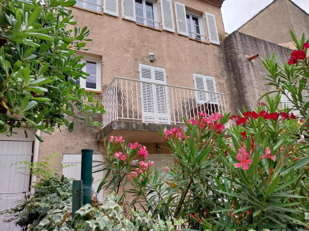 Appartement Port De Hyères المظهر الخارجي الصورة